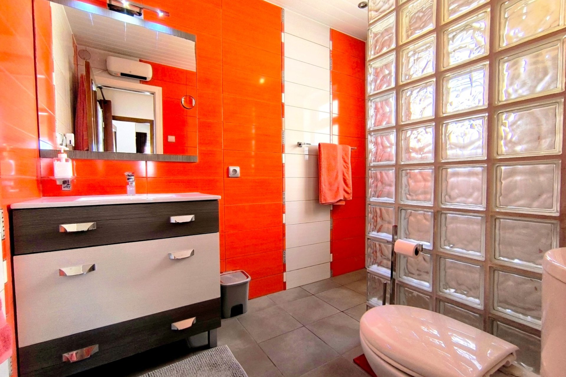 Re-Sale - Semi - Detached Villa - Algorfa