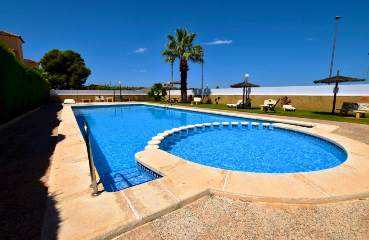 Re-Sale - Semi - Detached Villa - Algorfa