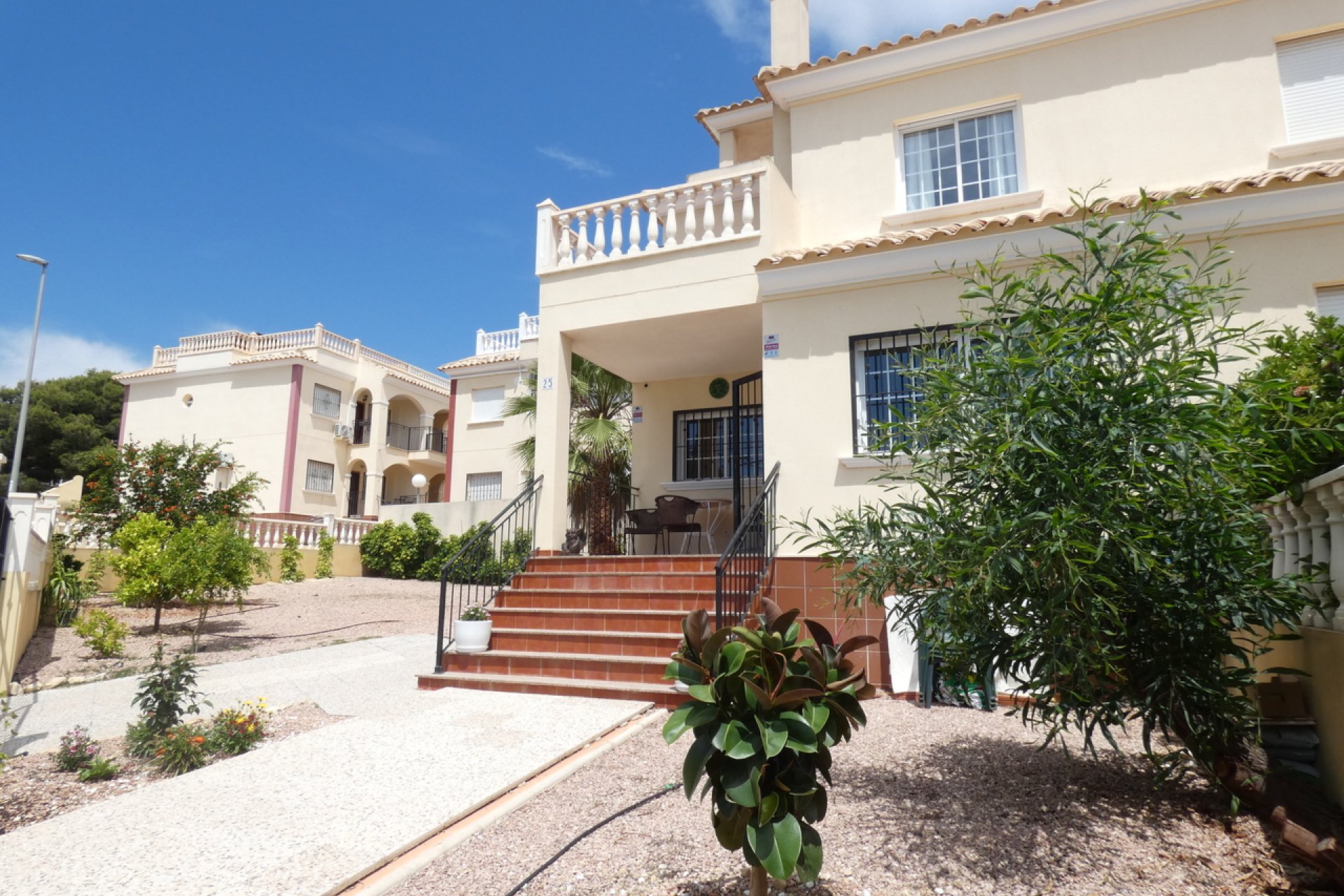 Re-Sale - Semi - Detached Villa - Algorfa