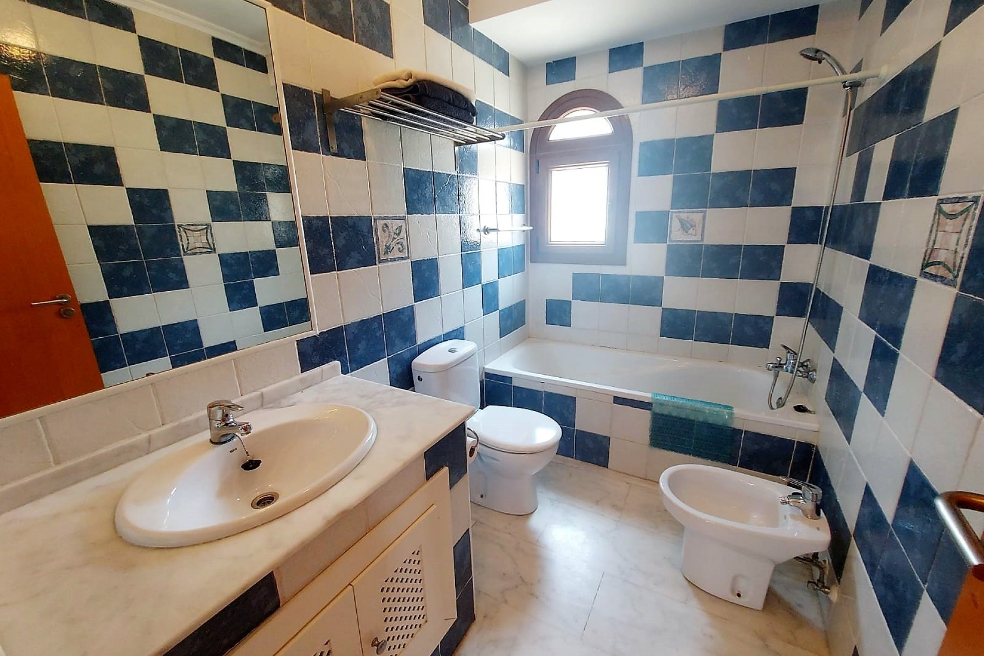 Re-Sale - Semi - Detached Villa - Algorfa