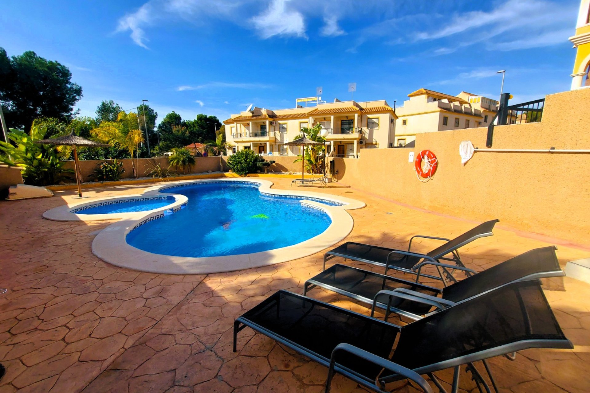 Re-Sale - Semi - Detached Villa - Algorfa