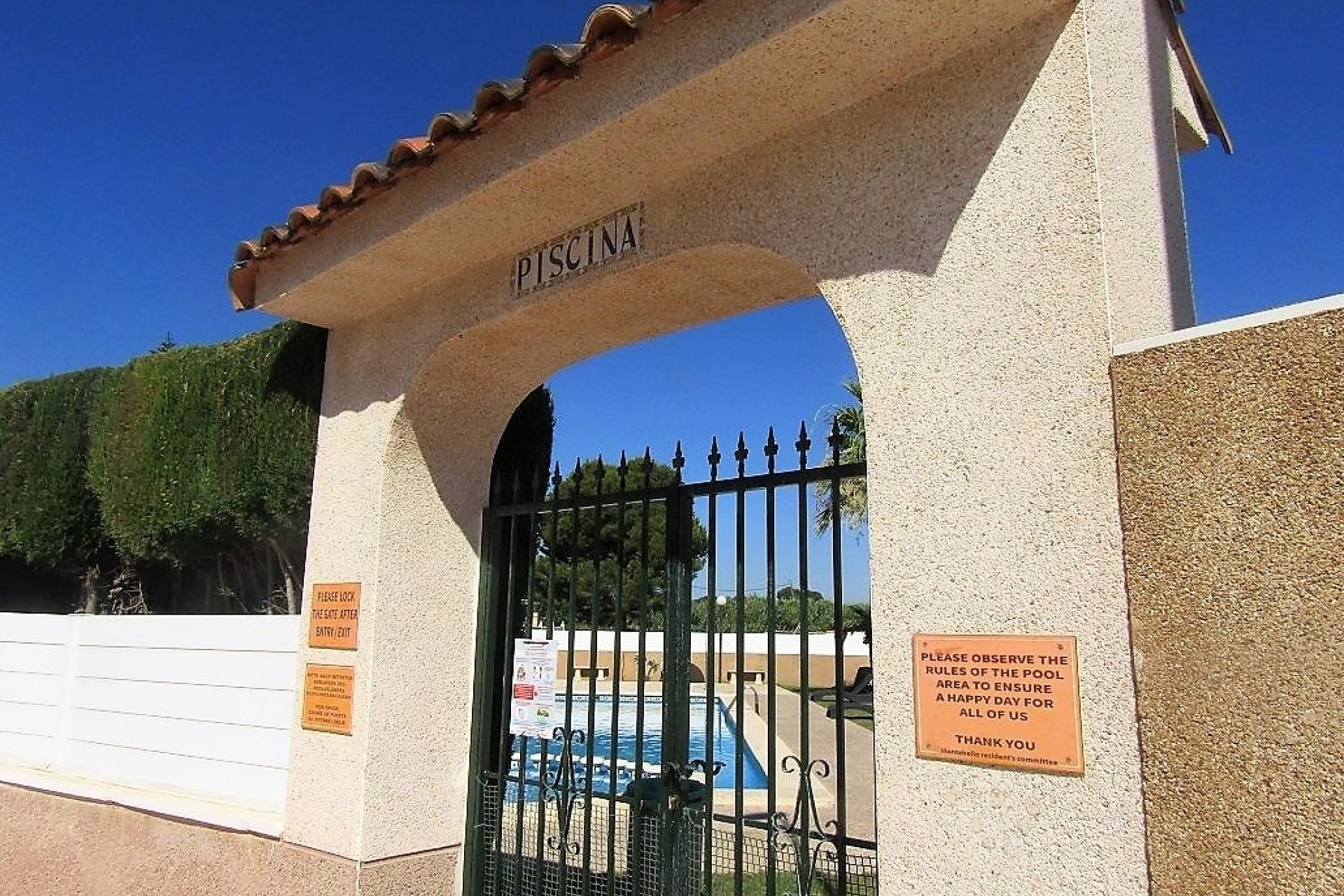 Re-Sale - Semi - Detached Villa - Algorfa