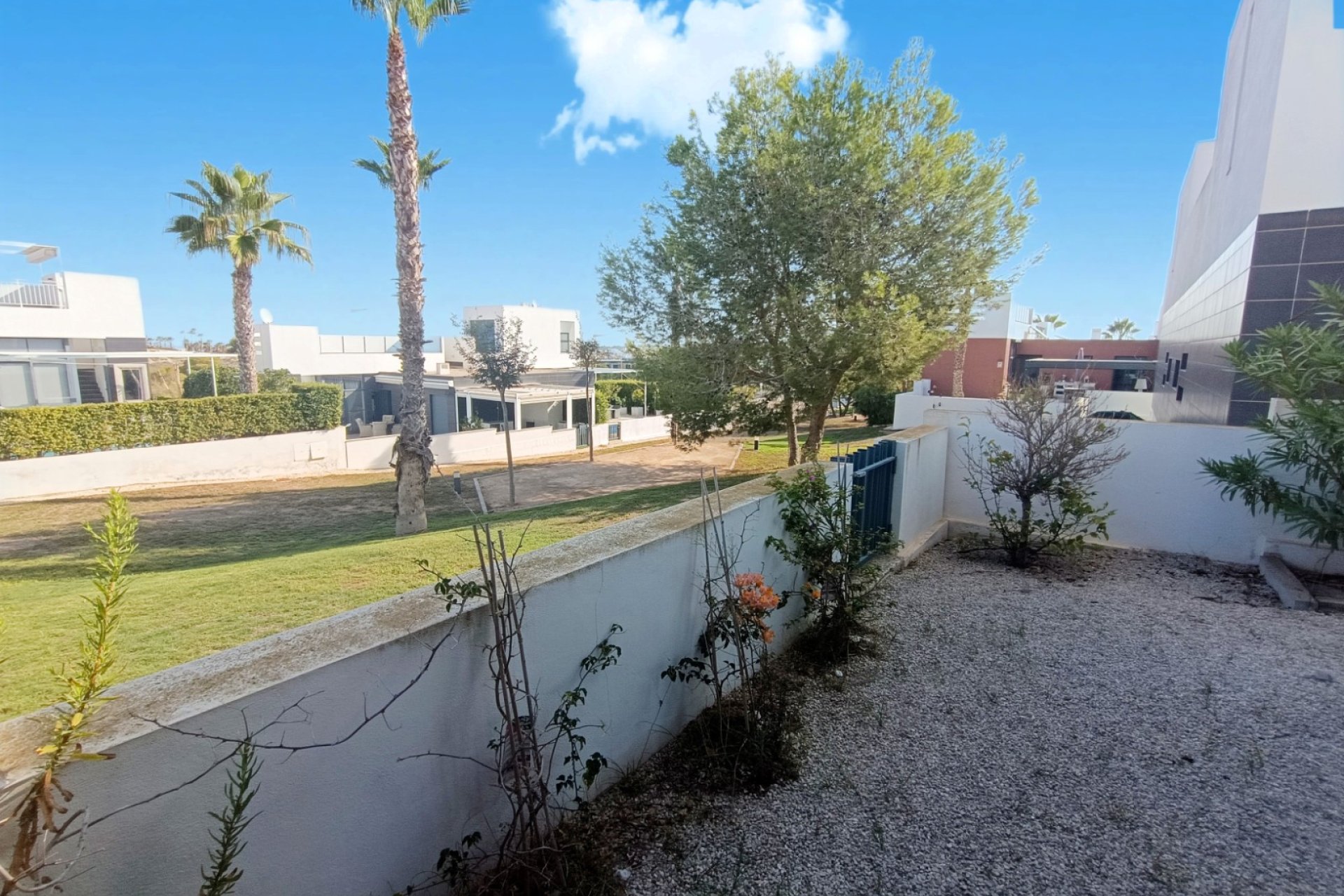 Re-Sale - Semi - Detached Villa - Algorfa
