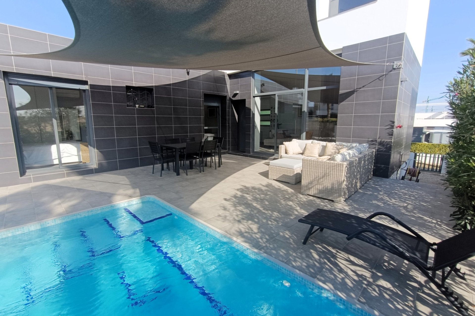 Re-Sale - Semi - Detached Villa - Algorfa