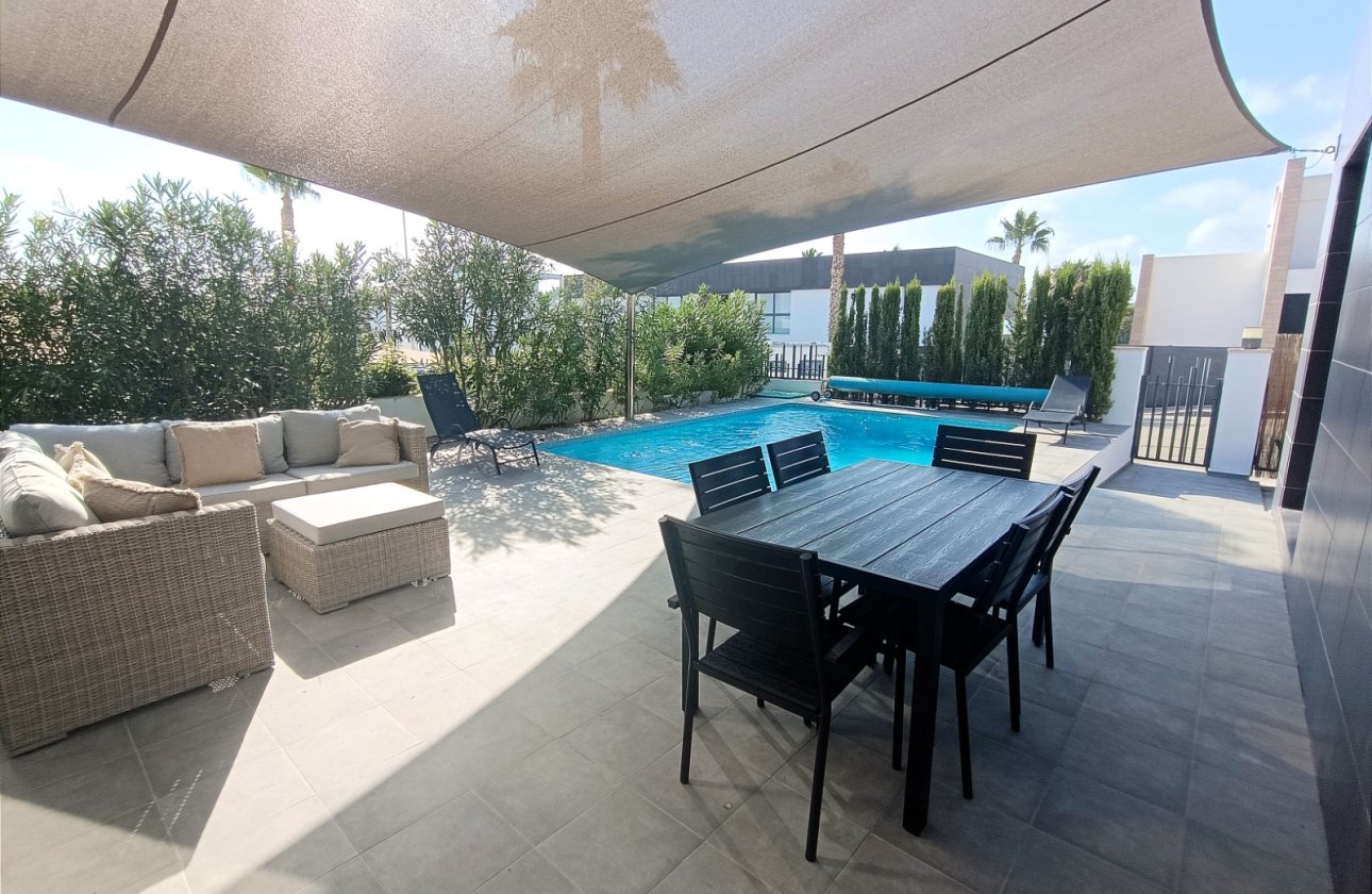 Re-Sale - Semi - Detached Villa - Algorfa