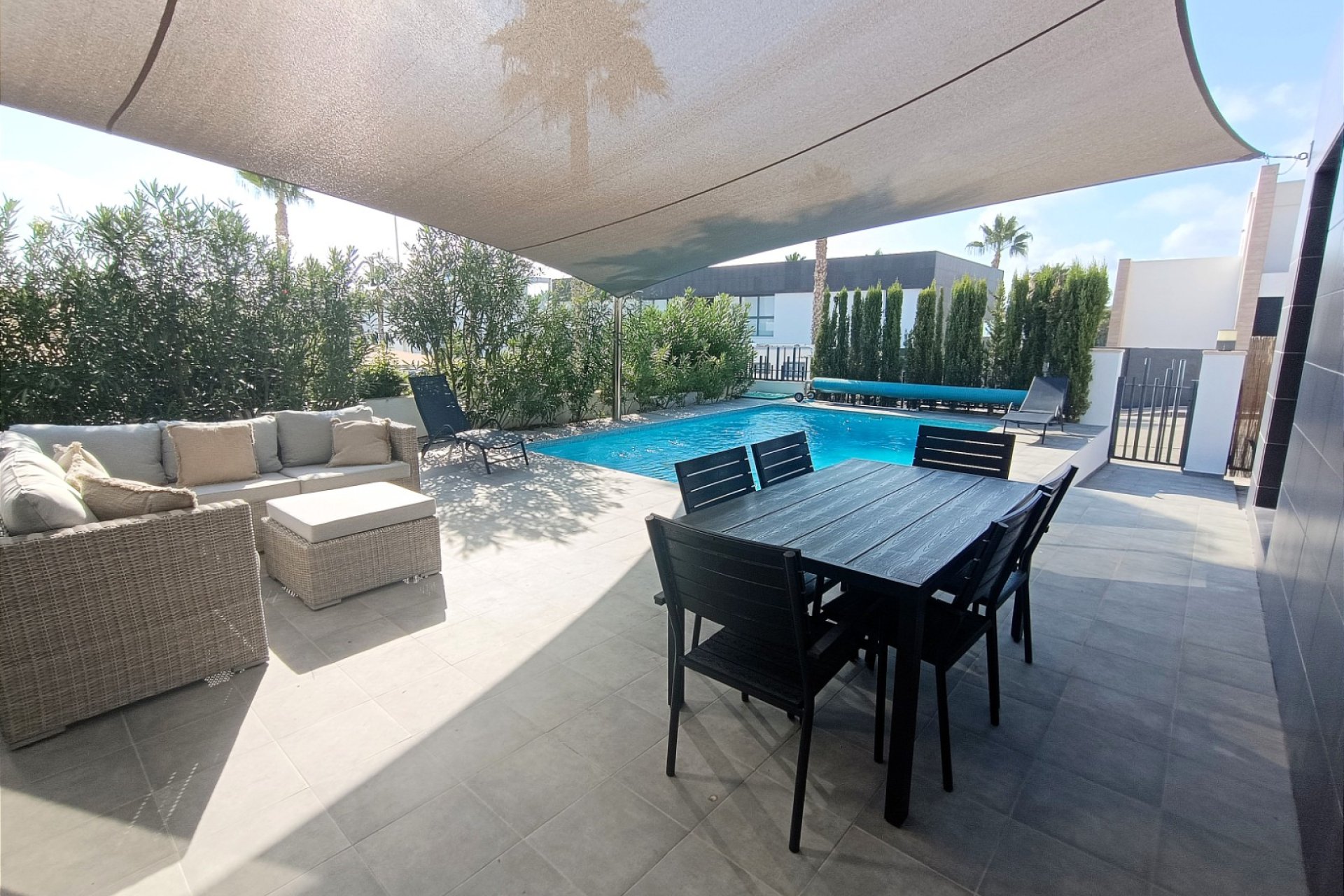 Re-Sale - Semi - Detached Villa - Algorfa