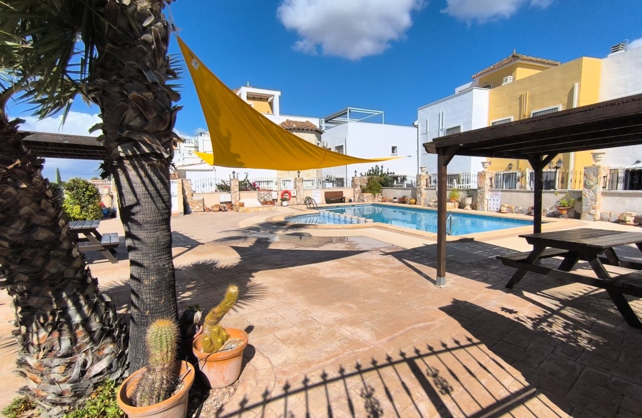 Re-Sale - Semi - Detached Villa - Algorfa
