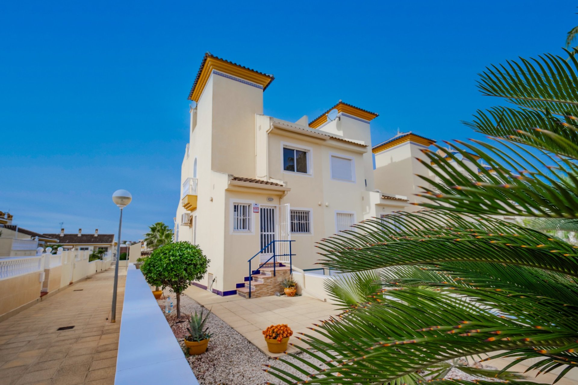 Re-Sale - Semi - Detached Villa - Benijofar - Benimar