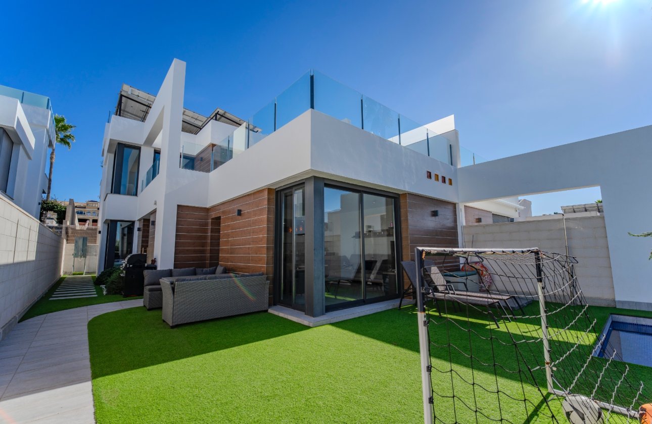 Re-Sale - Semi - Detached Villa - Benijofar