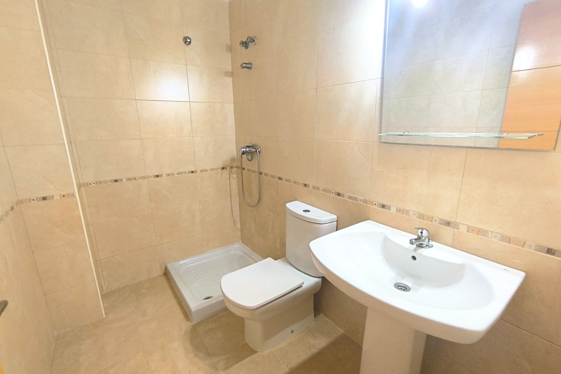 Re-Sale - Semi - Detached Villa - Ciudad Quesada