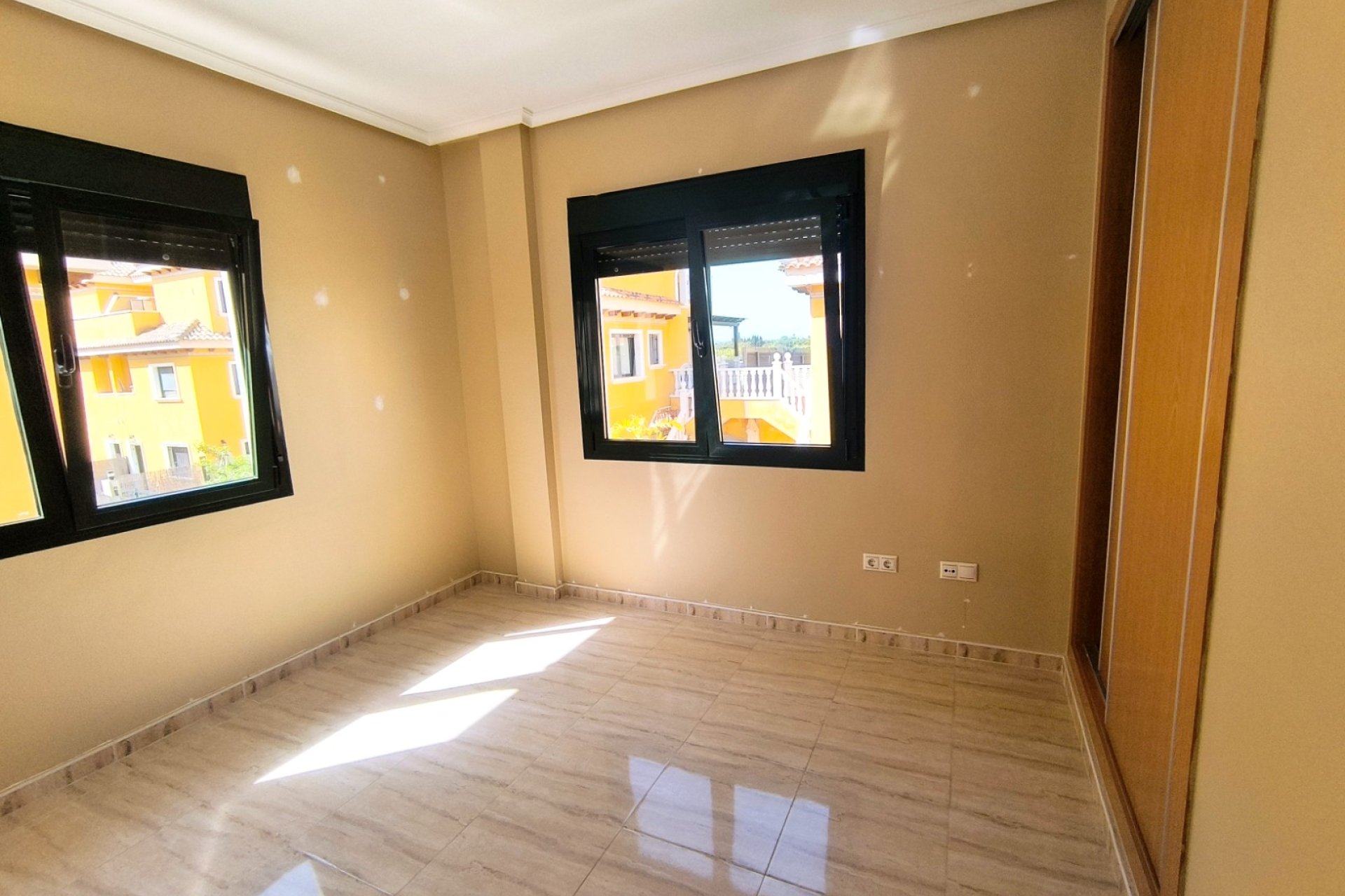Re-Sale - Semi - Detached Villa - Ciudad Quesada