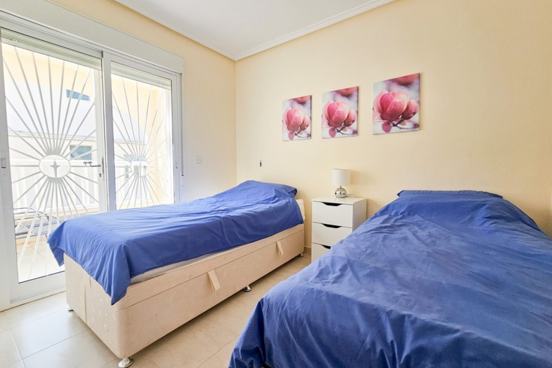 Re-Sale - Semi - Detached Villa - Ciudad Quesada