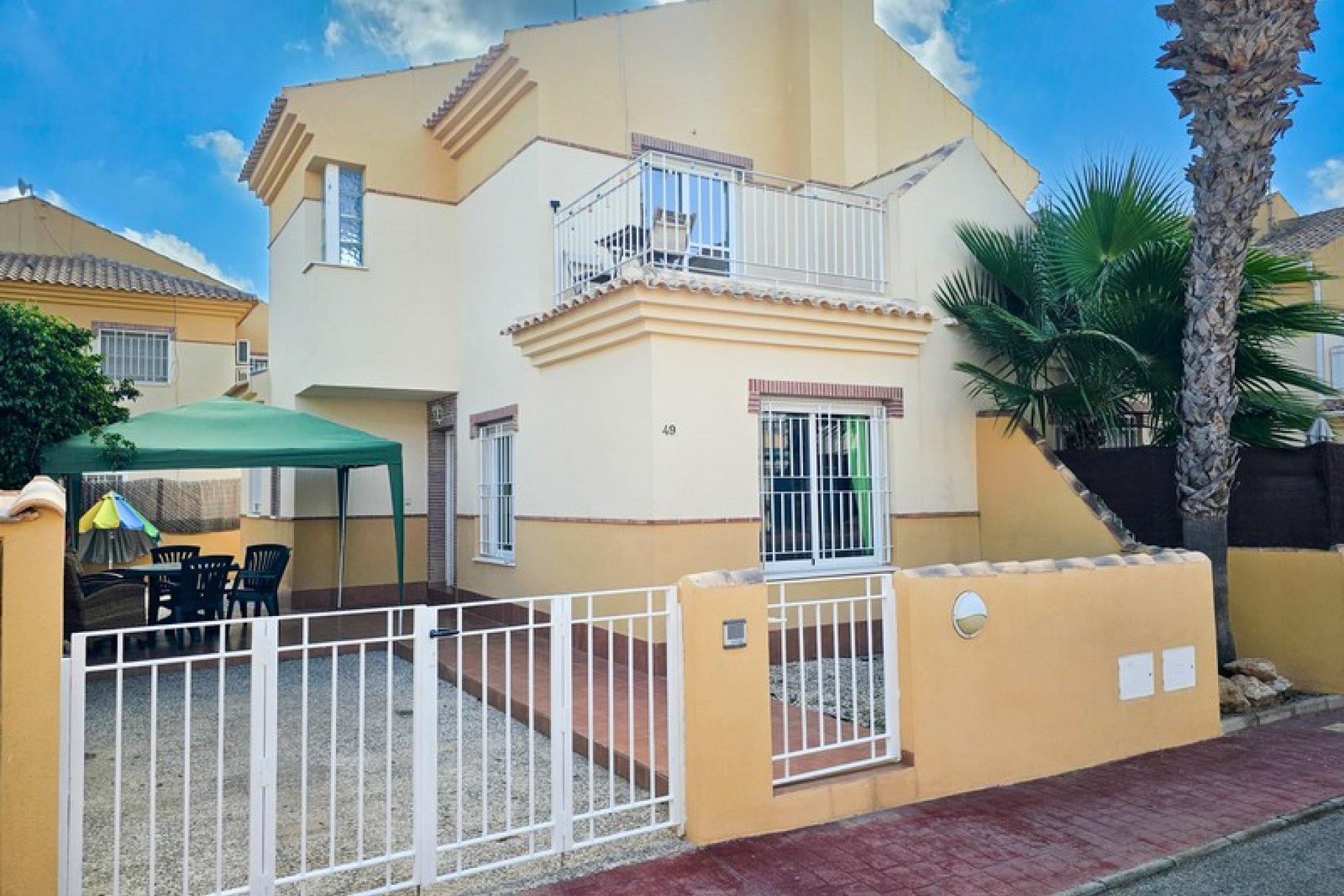 Re-Sale - Semi - Detached Villa - Ciudad Quesada