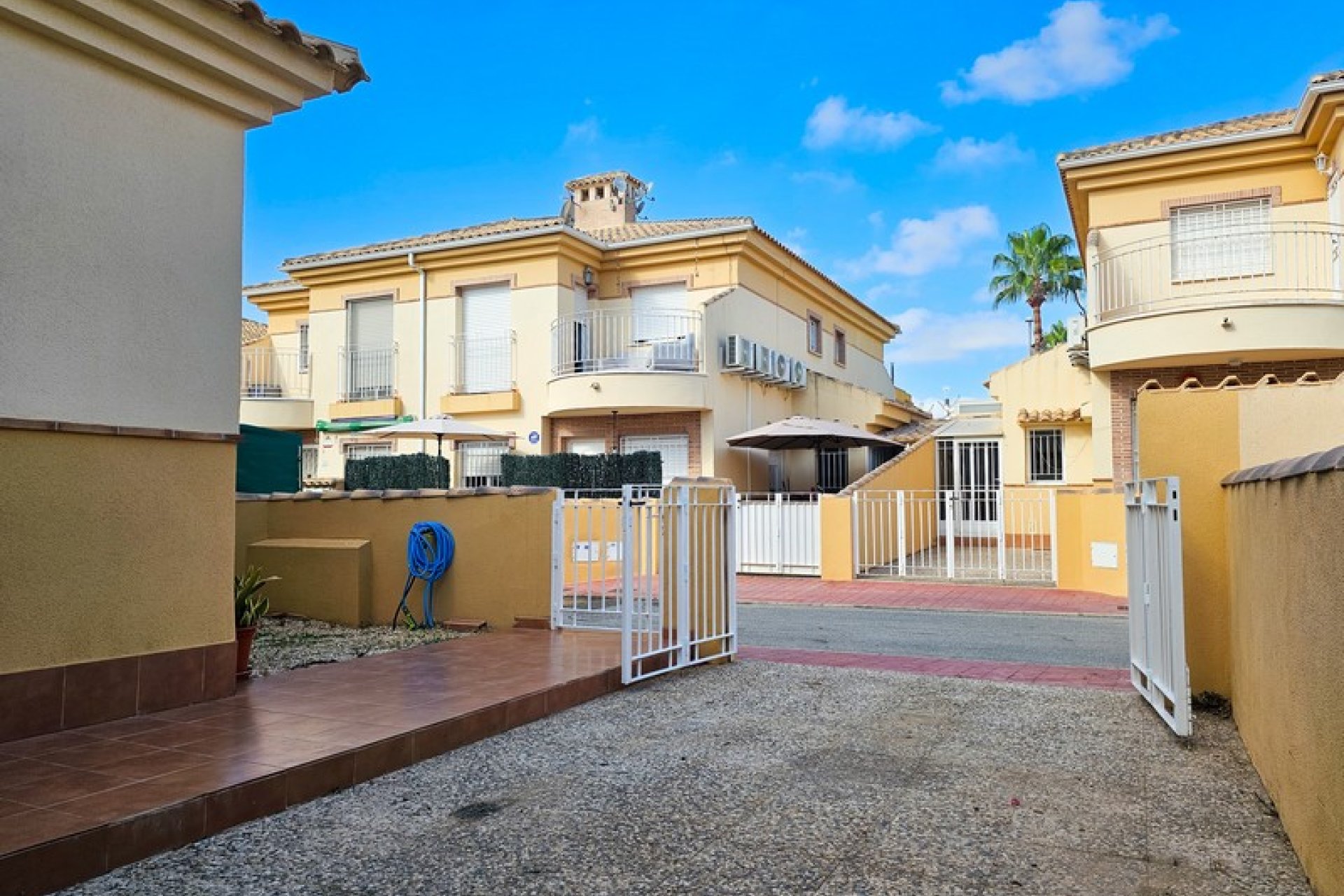 Re-Sale - Semi - Detached Villa - Ciudad Quesada