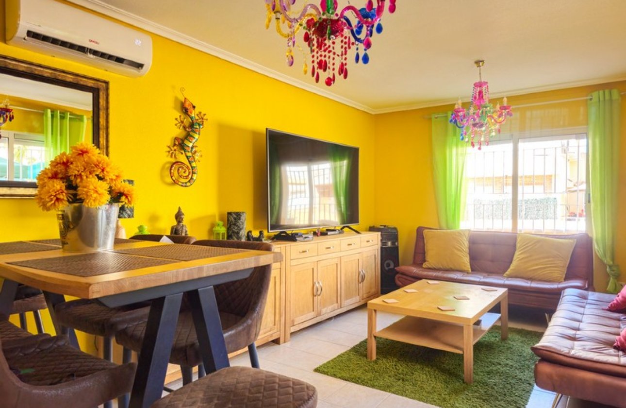 Re-Sale - Semi - Detached Villa - Ciudad Quesada