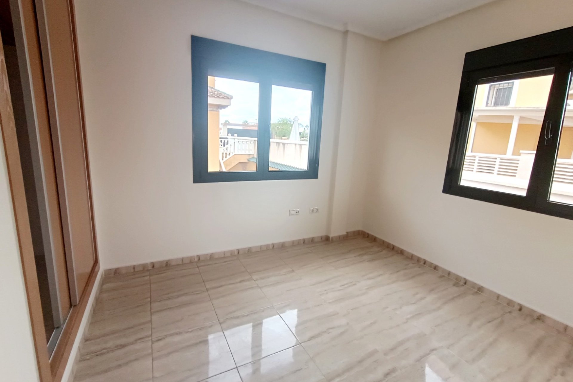 Re-Sale - Semi - Detached Villa - Ciudad Quesada