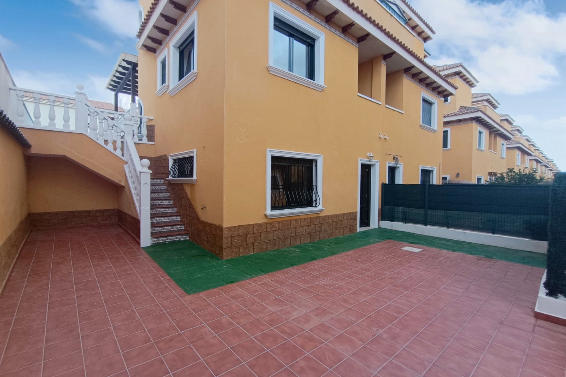 Re-Sale - Semi - Detached Villa - Ciudad Quesada