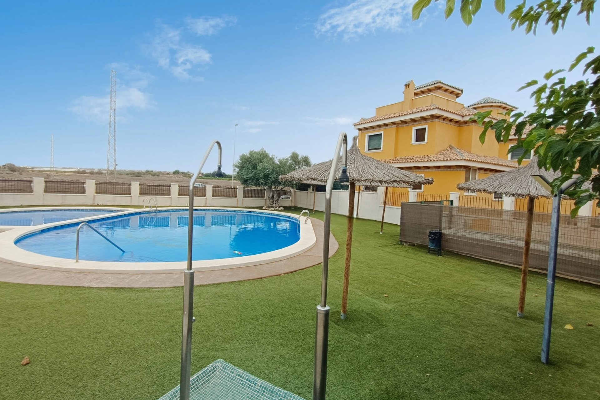 Re-Sale - Semi - Detached Villa - Ciudad Quesada