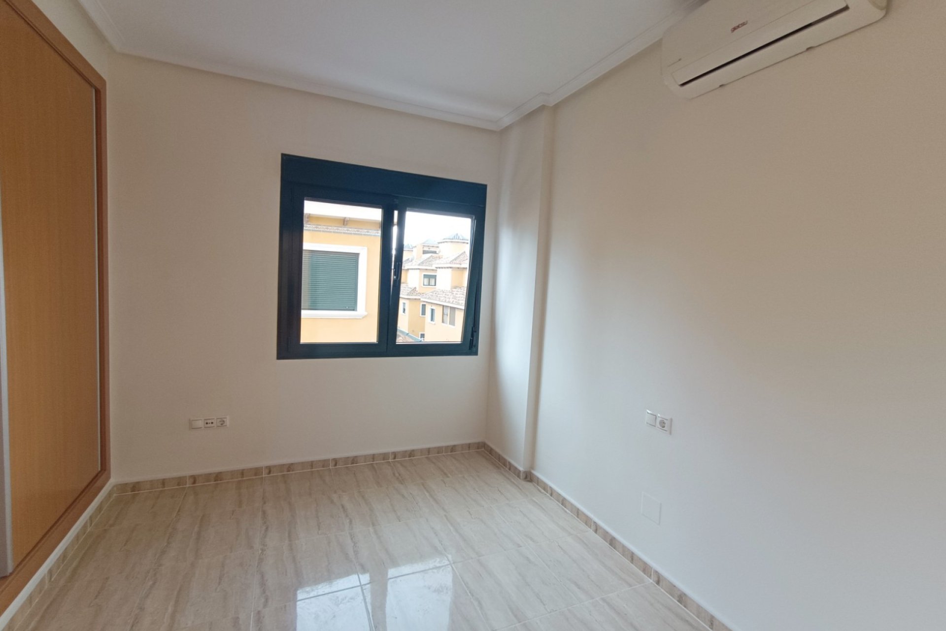 Re-Sale - Semi - Detached Villa - Ciudad Quesada