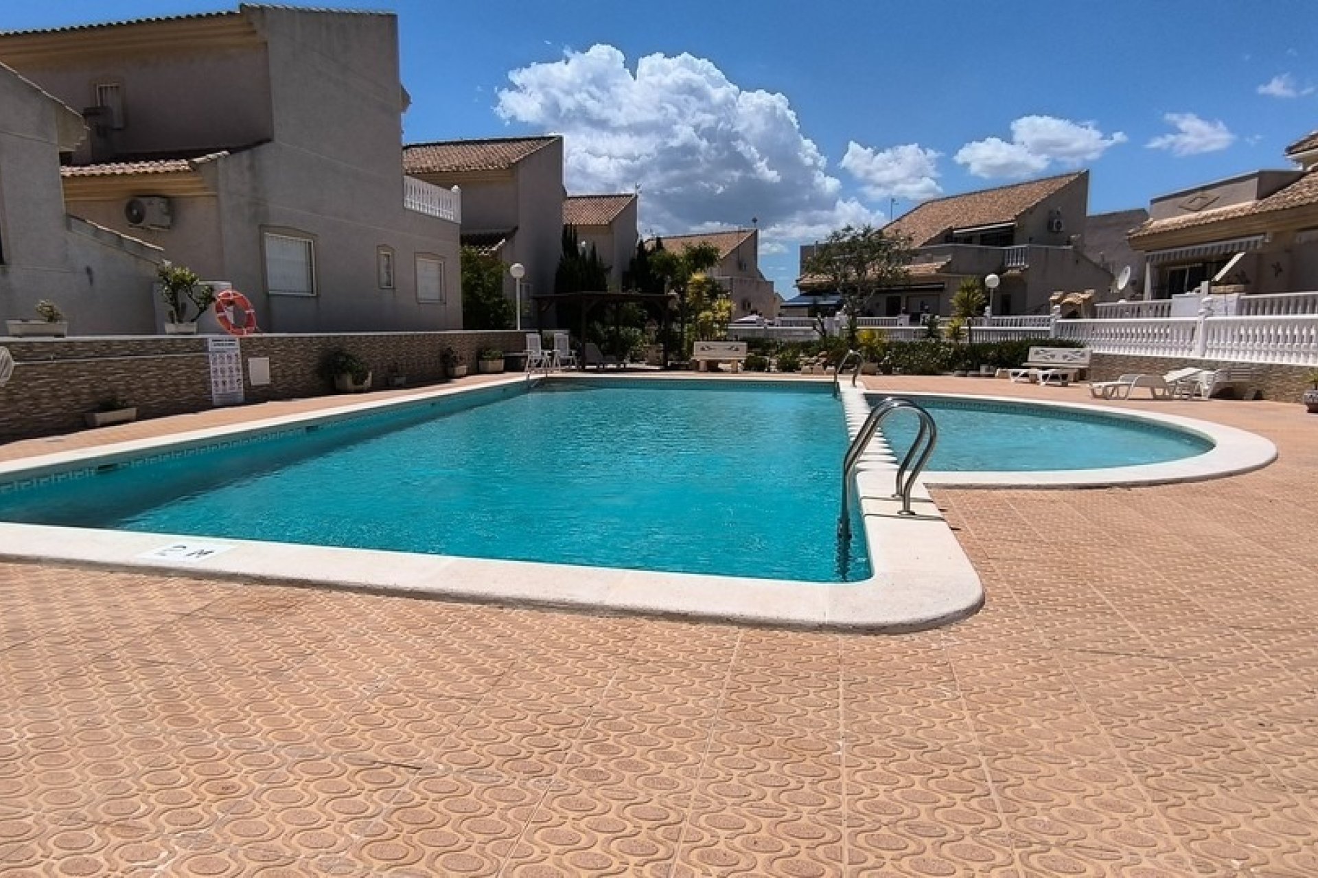 Re-Sale - Semi - Detached Villa - Ciudad Quesada