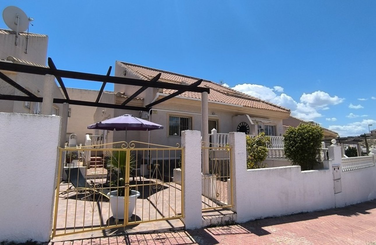 Re-Sale - Semi - Detached Villa - Ciudad Quesada