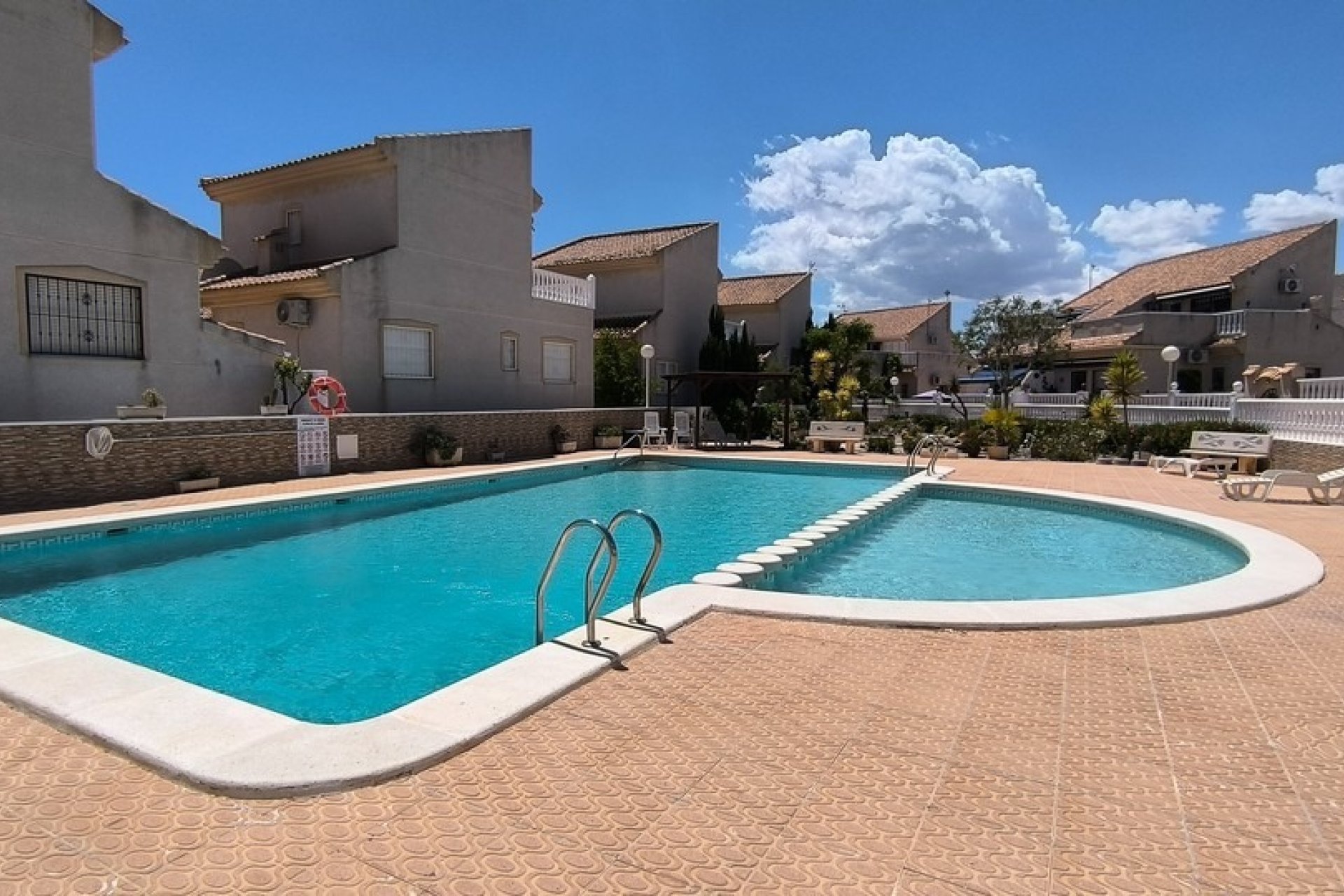 Re-Sale - Semi - Detached Villa - Ciudad Quesada