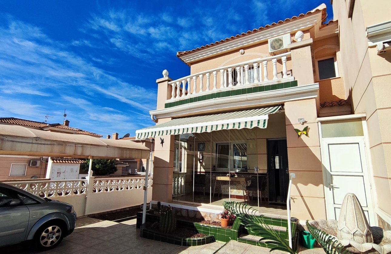 Re-Sale - Semi - Detached Villa - Ciudad Quesada