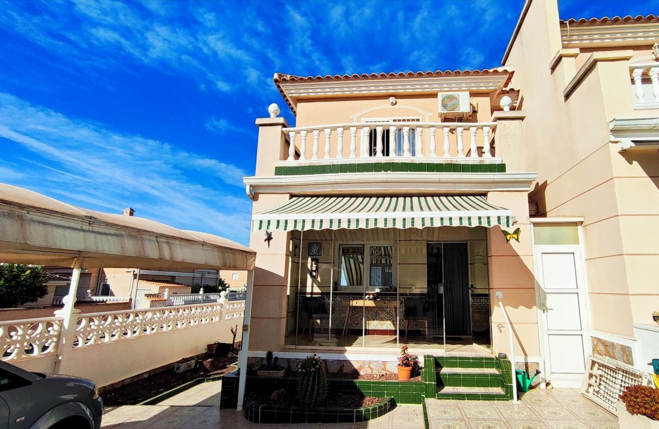 Re-Sale - Semi - Detached Villa - Ciudad Quesada