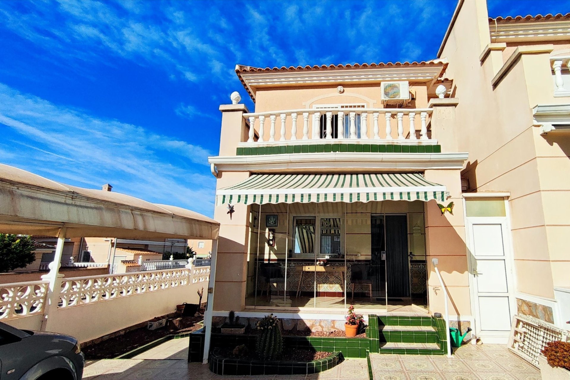 Re-Sale - Semi - Detached Villa - Ciudad Quesada