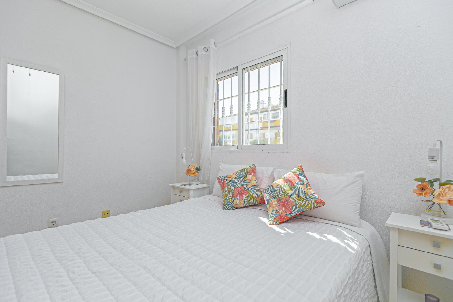 Re-Sale - Semi - Detached Villa - Mil Palmeras - Riomar