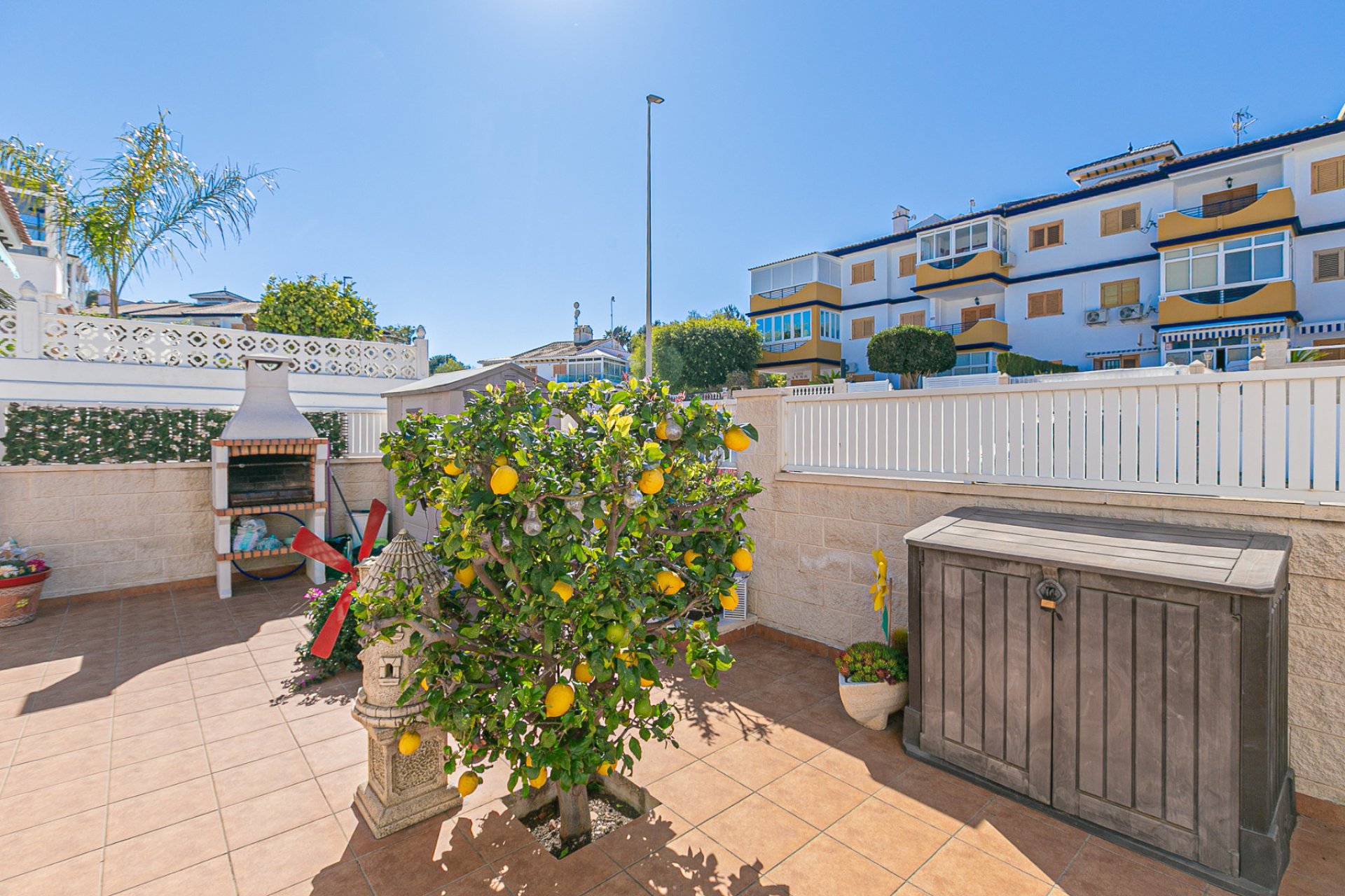 Re-Sale - Semi - Detached Villa - Mil Palmeras - Riomar