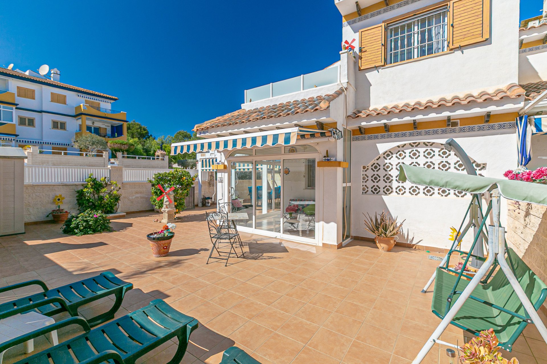 Re-Sale - Semi - Detached Villa - Mil Palmeras - Riomar