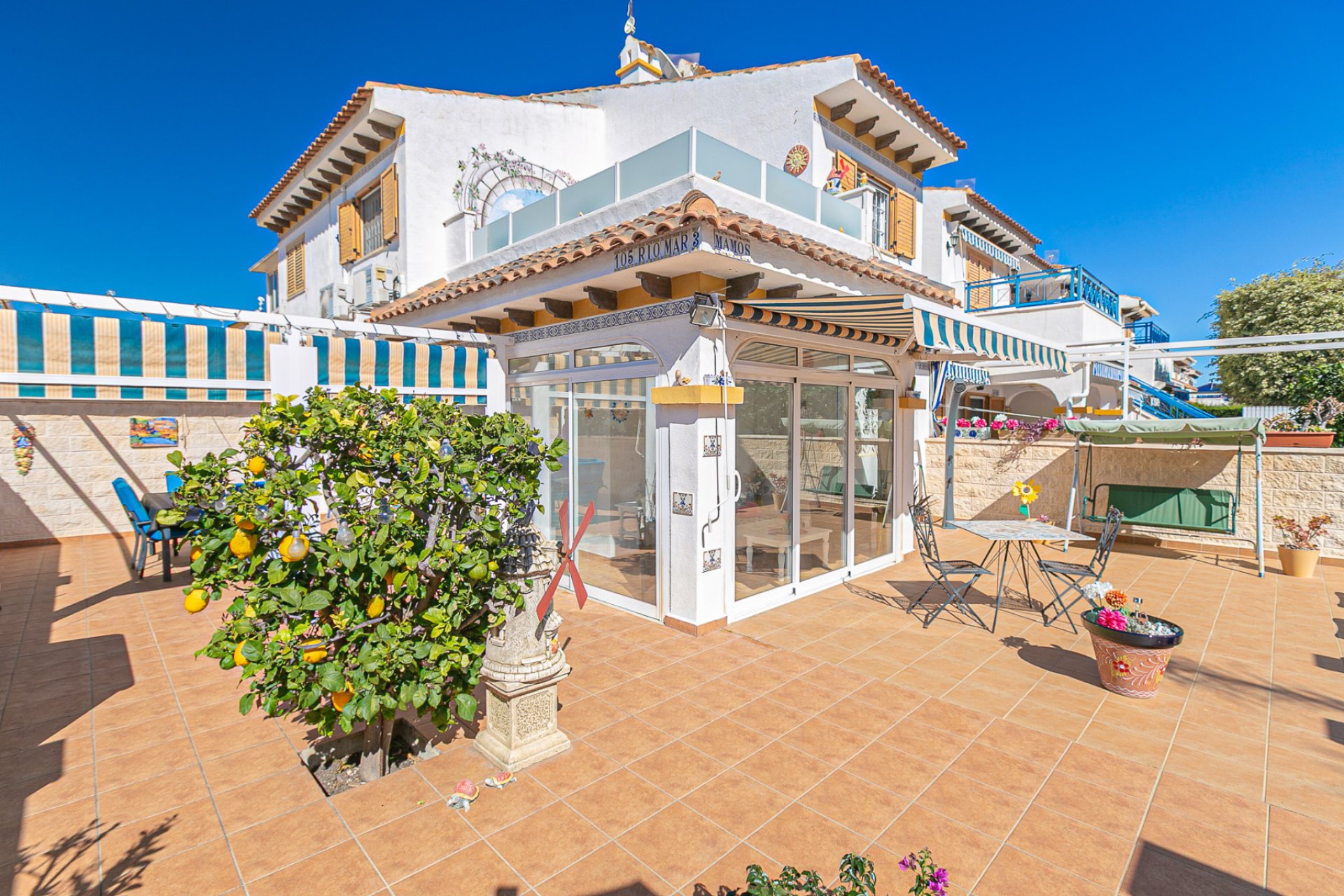 Re-Sale - Semi - Detached Villa - Mil Palmeras - Riomar