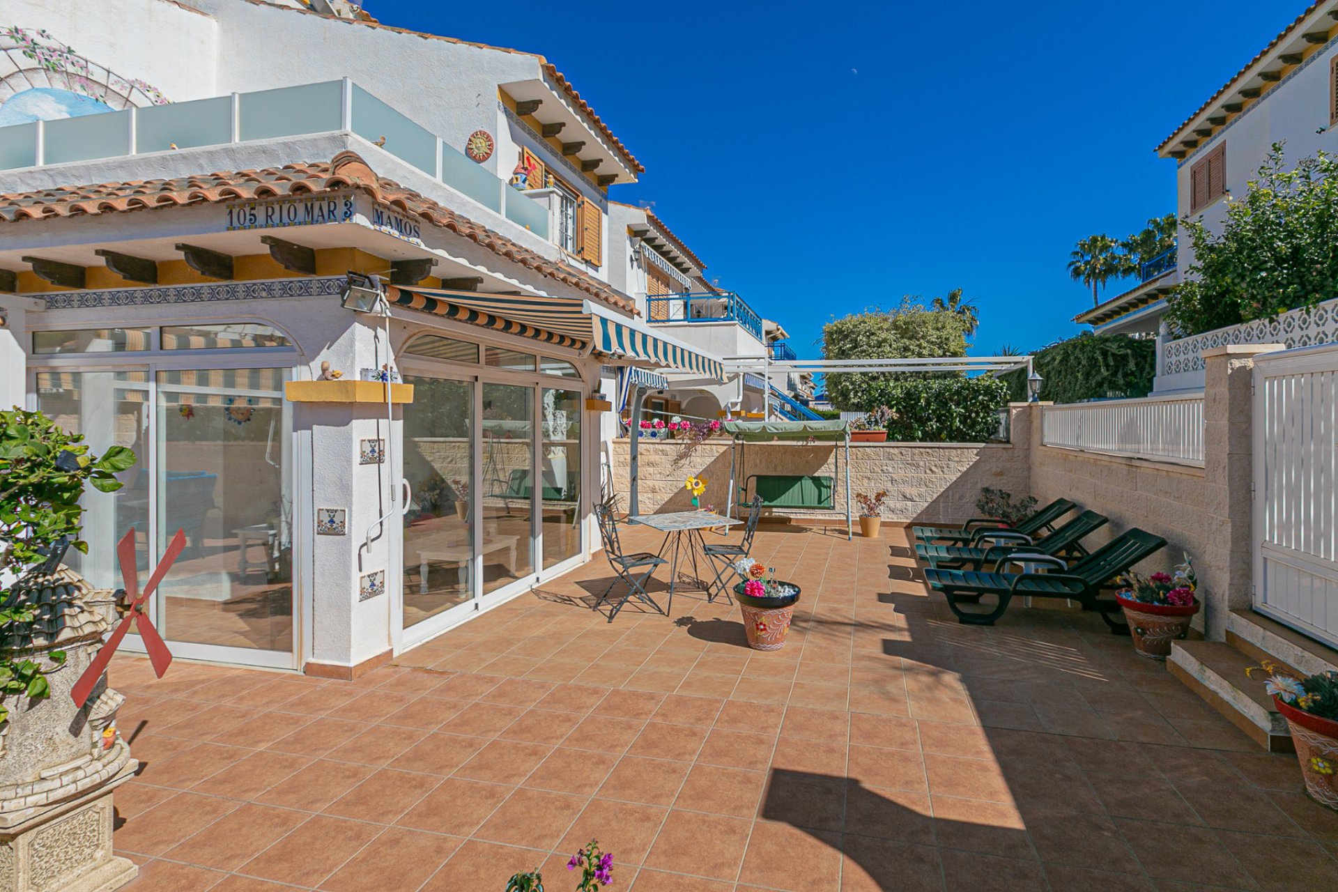 Re-Sale - Semi - Detached Villa - Mil Palmeras - Riomar