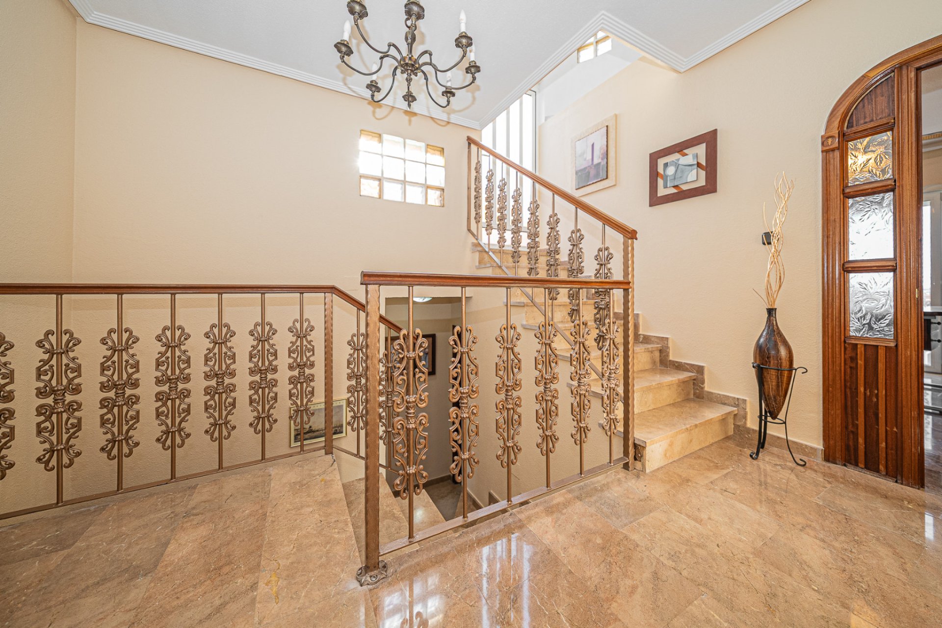 Re-Sale - Semi - Detached Villa - Torrevieja - El Chaparral