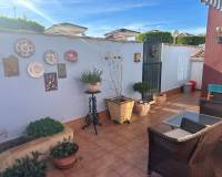 Re-Sale - Town house / semi detached - Orihuela - Entre Naranjos - Vistabella