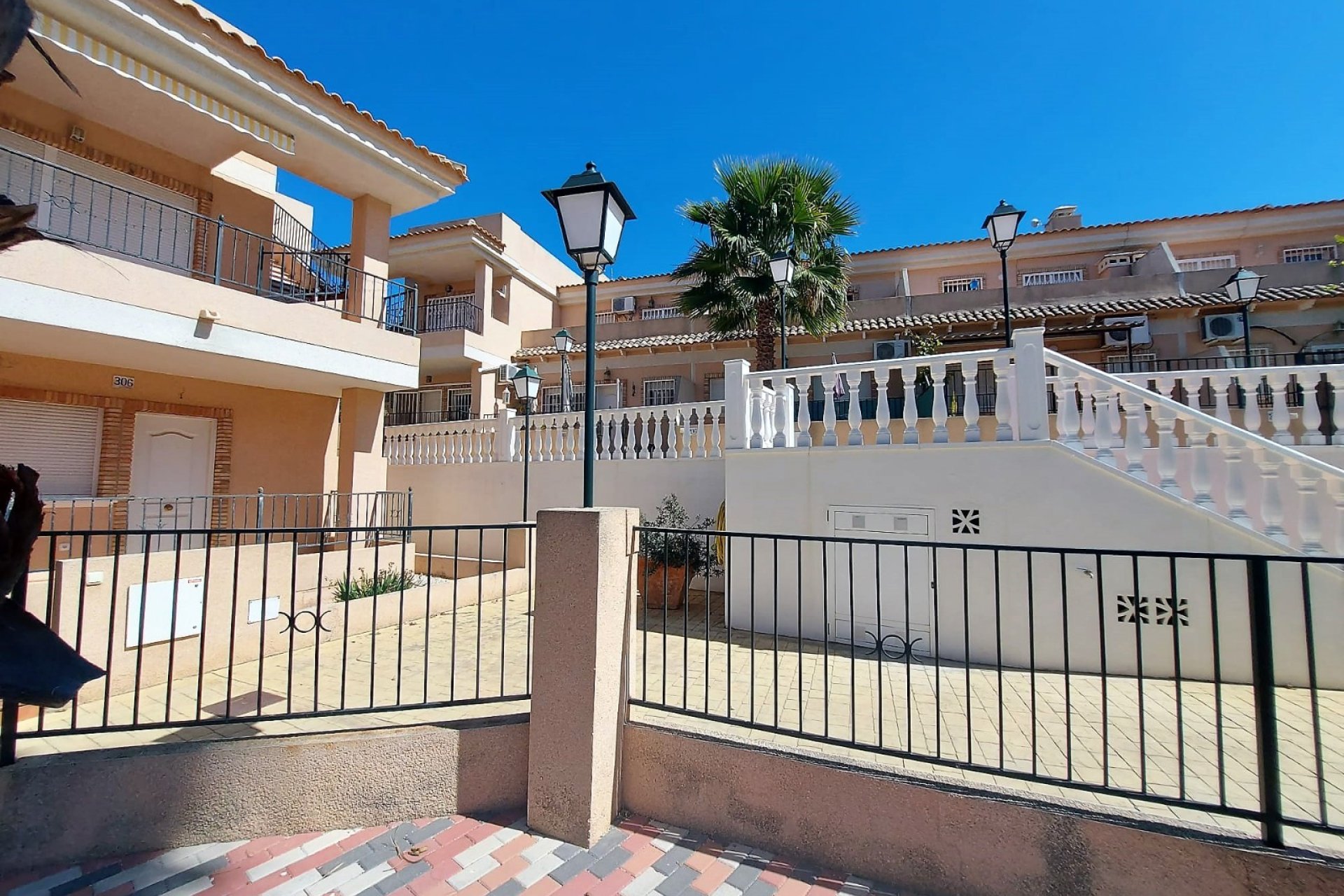 Re-Sale - Townhouse - Algorfa