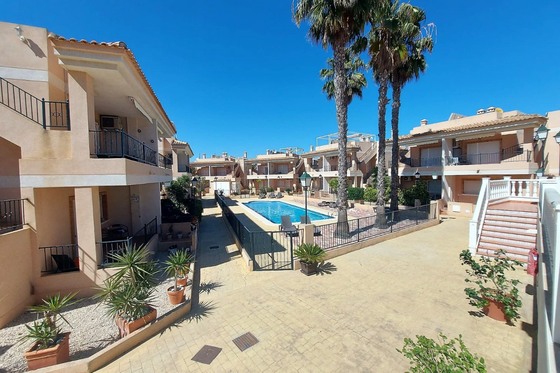 Re-Sale - Townhouse - Algorfa