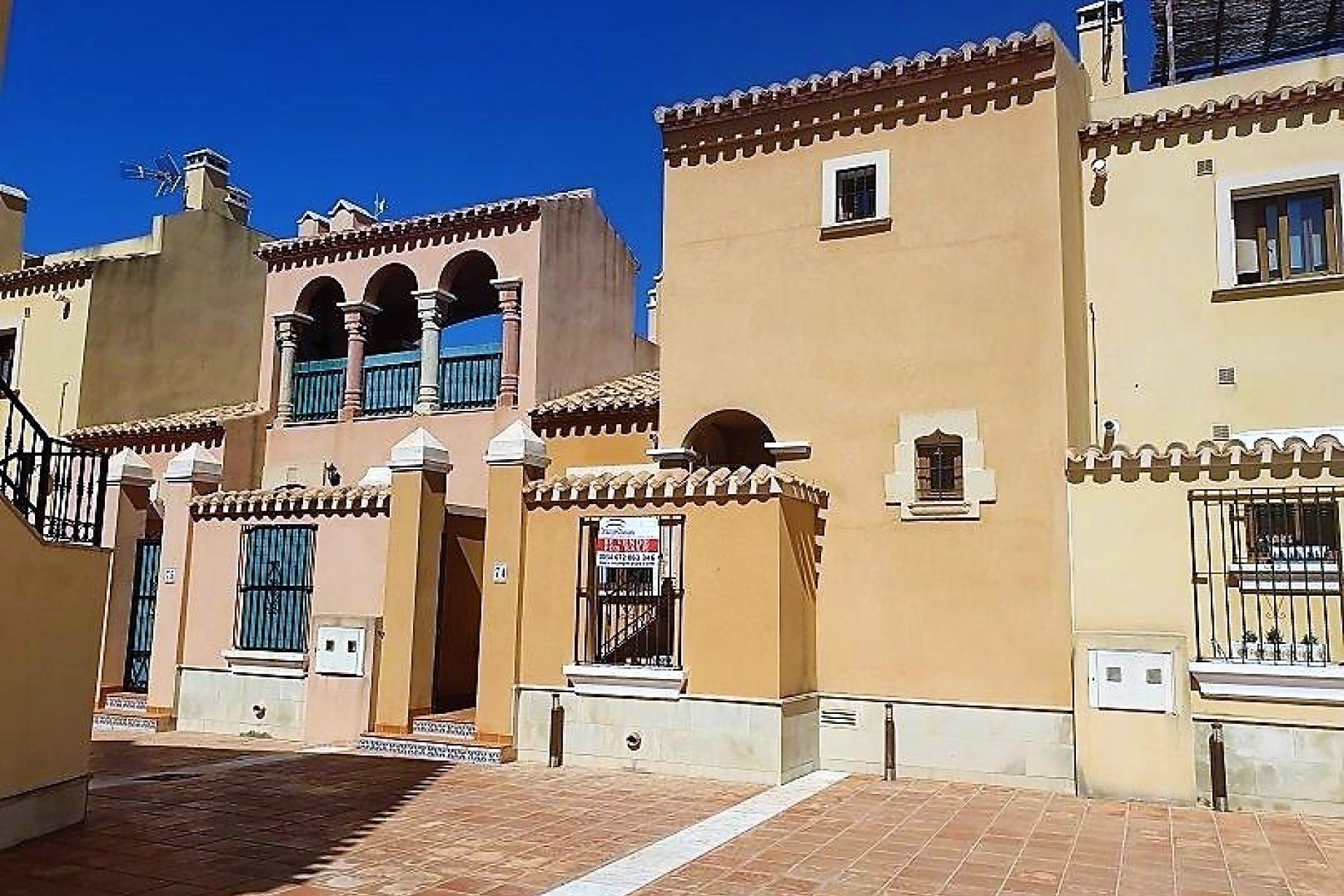Re-Sale - Townhouse - Algorfa
