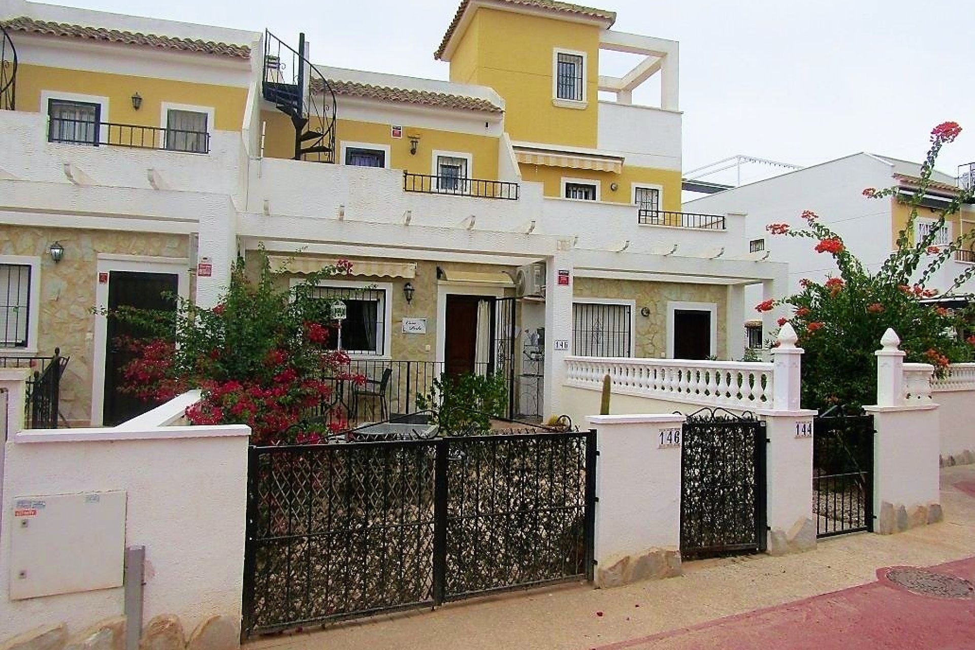 Re-Sale - Townhouse - Algorfa