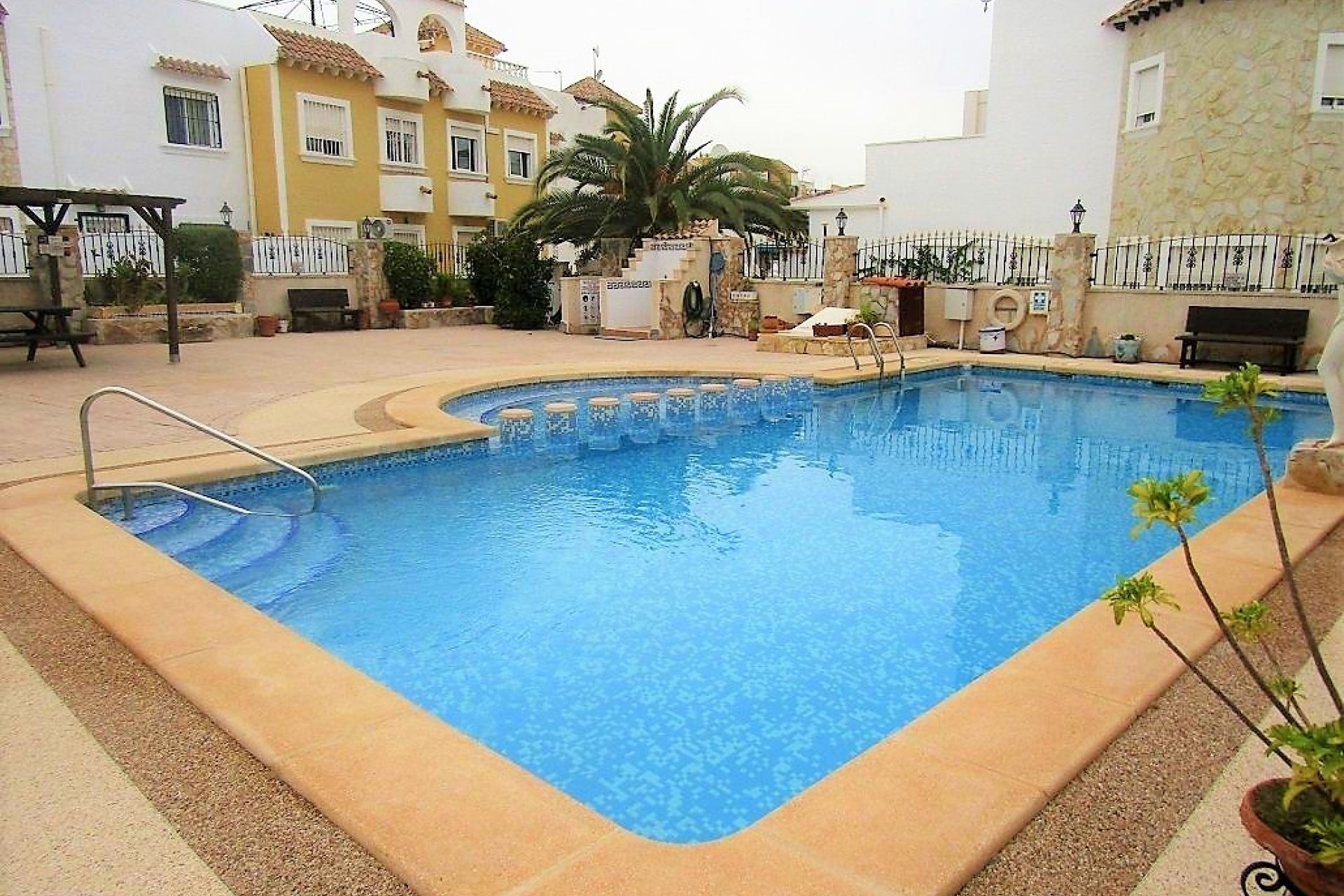 Re-Sale - Townhouse - Algorfa