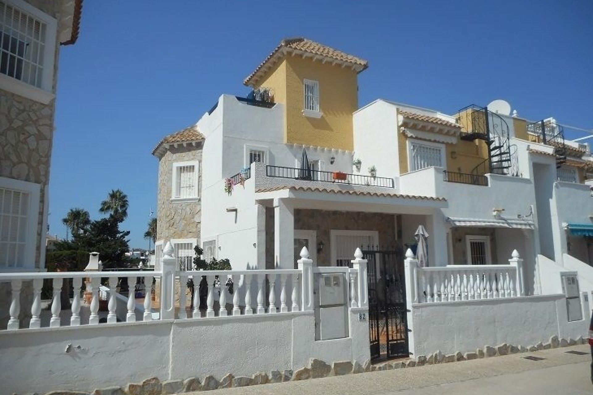 Re-Sale - Townhouse - Algorfa