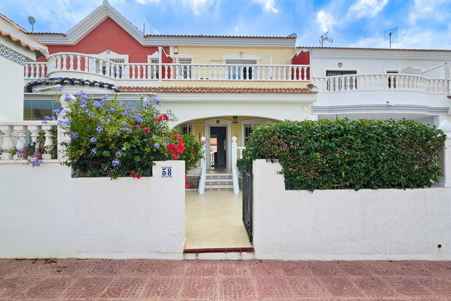 Re-Sale - Townhouse - Benijofar