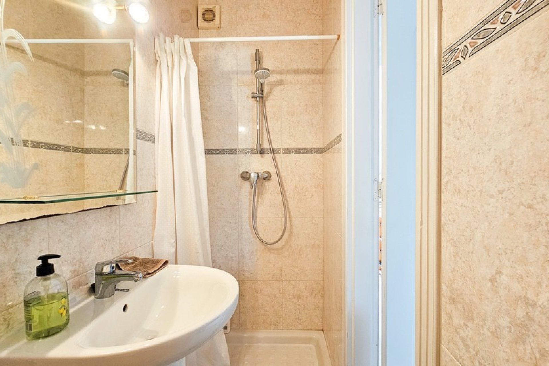 Re-Sale - Townhouse - Benijofar