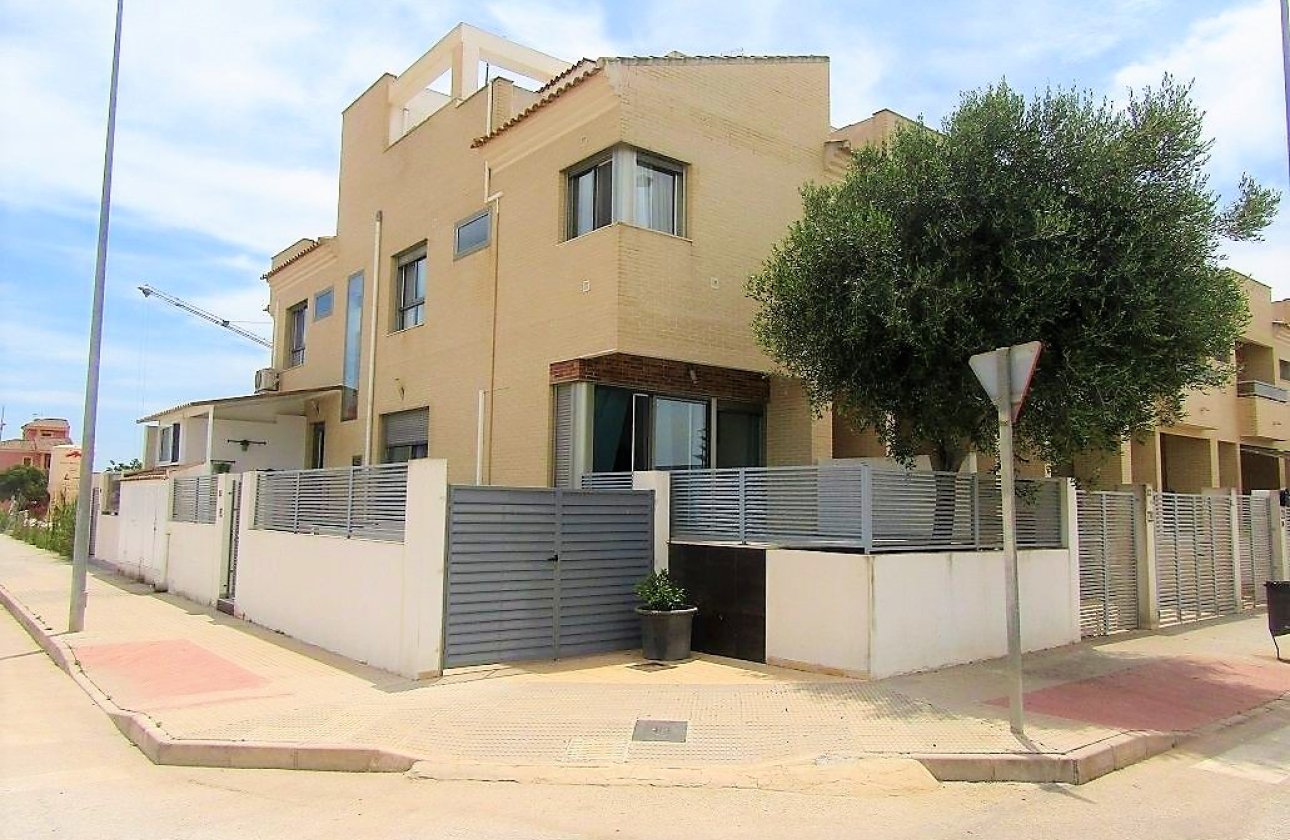 Re-Sale - Townhouse - Dolores