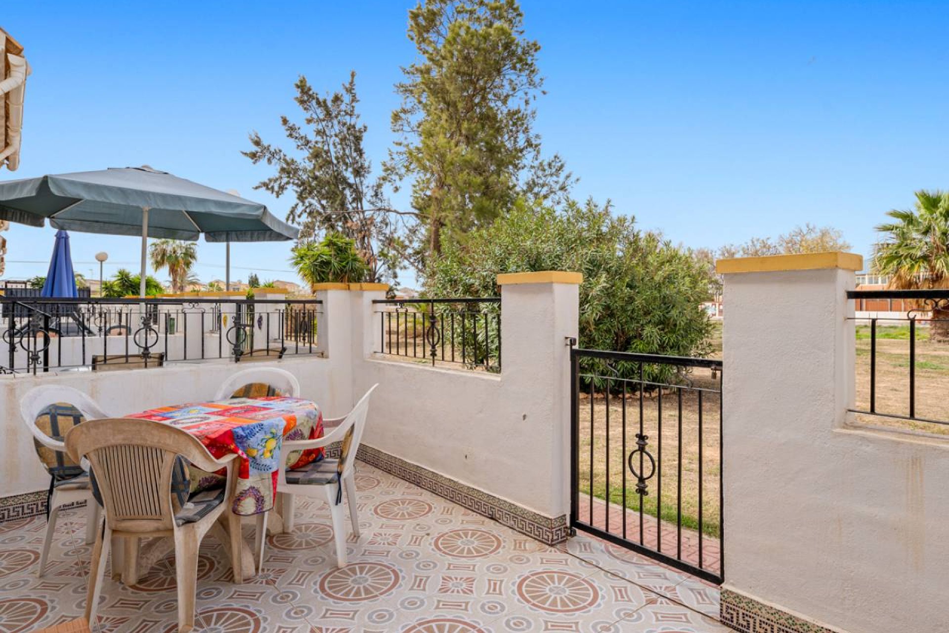 Re-Sale - Townhouse - Torrevieja - La Siesta - El Salado -  Torreta