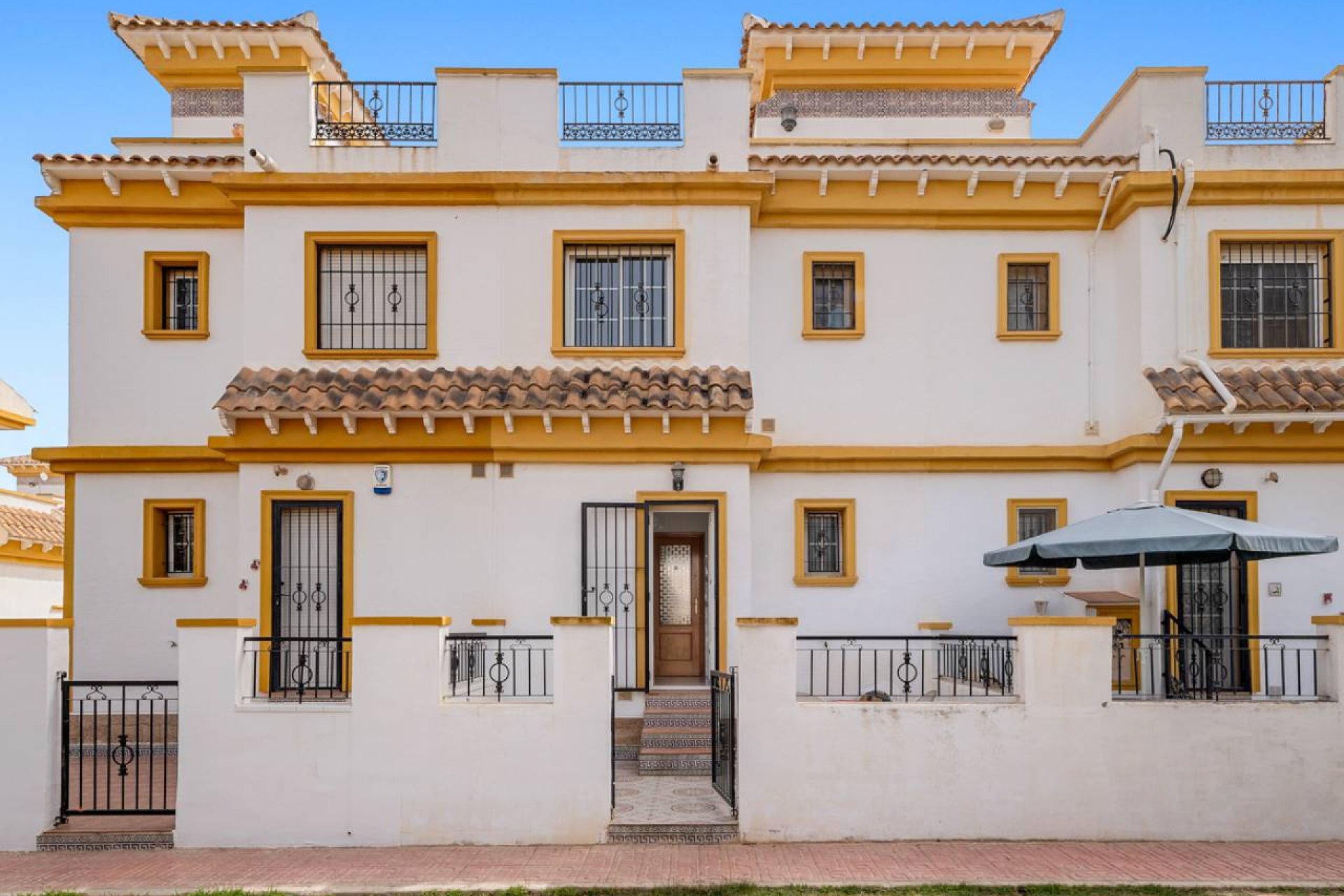 Re-Sale - Townhouse - Torrevieja - La Siesta - El Salado -  Torreta