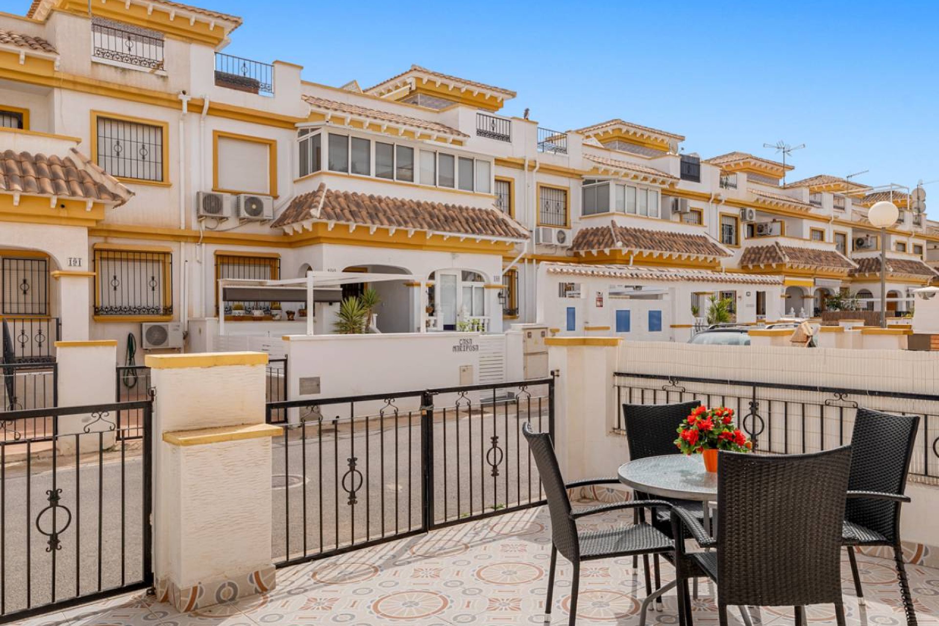 Re-Sale - Townhouse - Torrevieja - La Siesta - El Salado -  Torreta