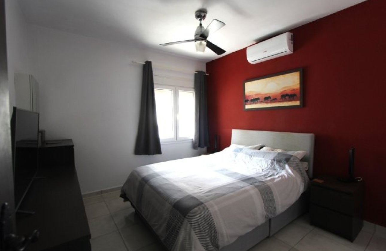 Re-Sale - Townhouse - Villamartin - Blue Lagoon