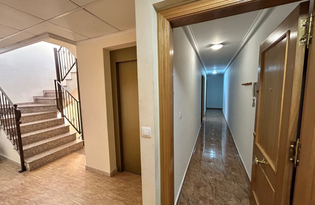 Reventa - Apartamento - Jacarilla - pueblo